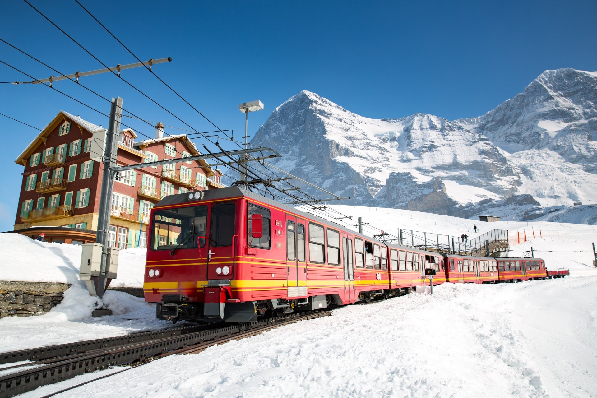 Paisaje nevado hacia Jungfraujoch Suiza