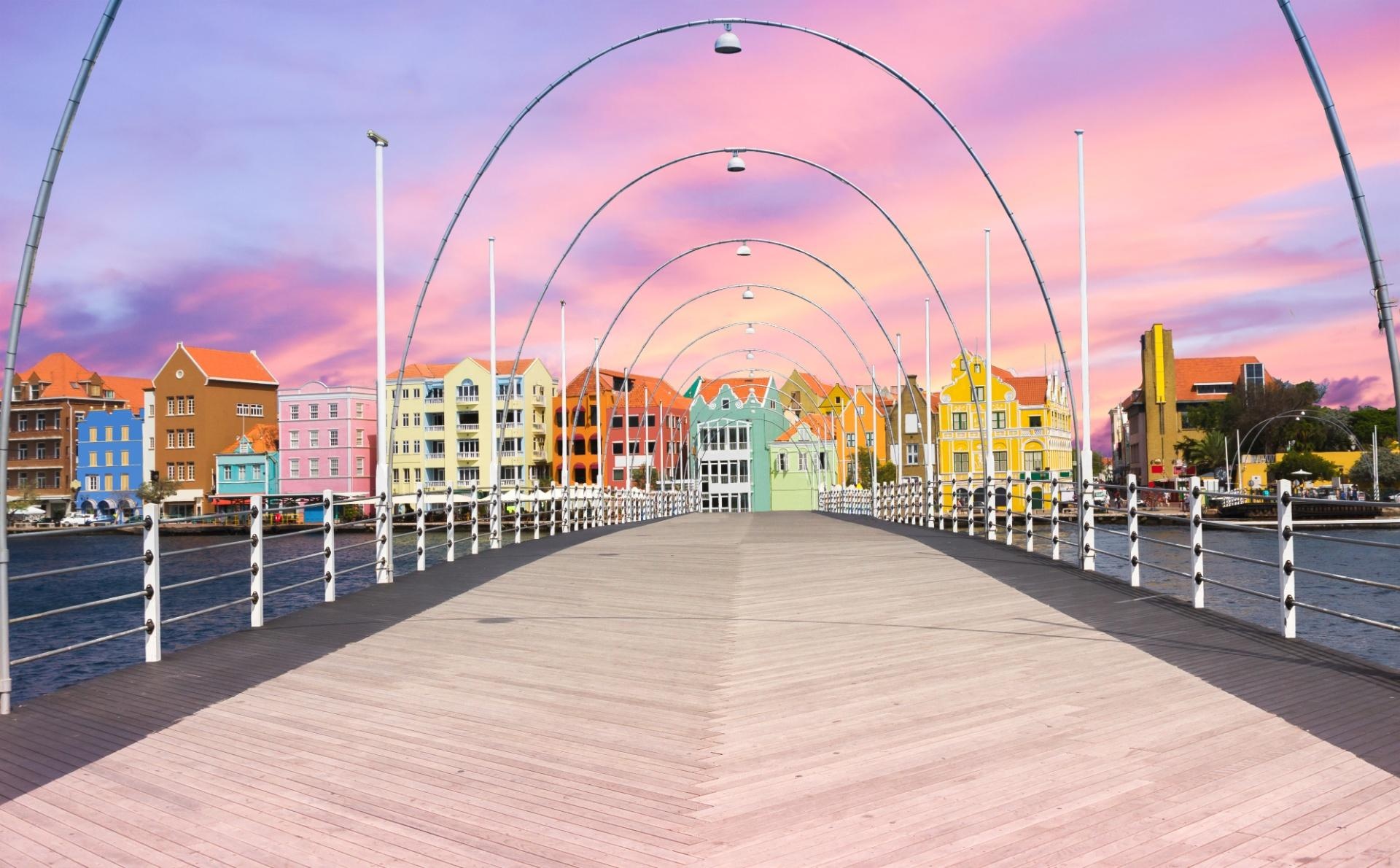 Curaçao - Dynamic Curaçao - Dynamic
