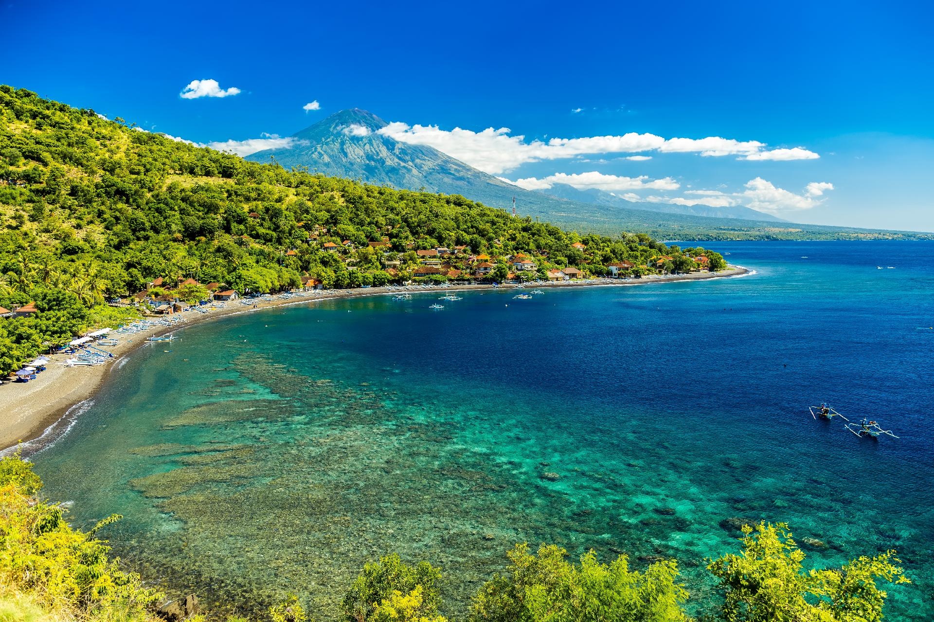 Indonesia: De Java a Bali con Escapada a Sulawesi