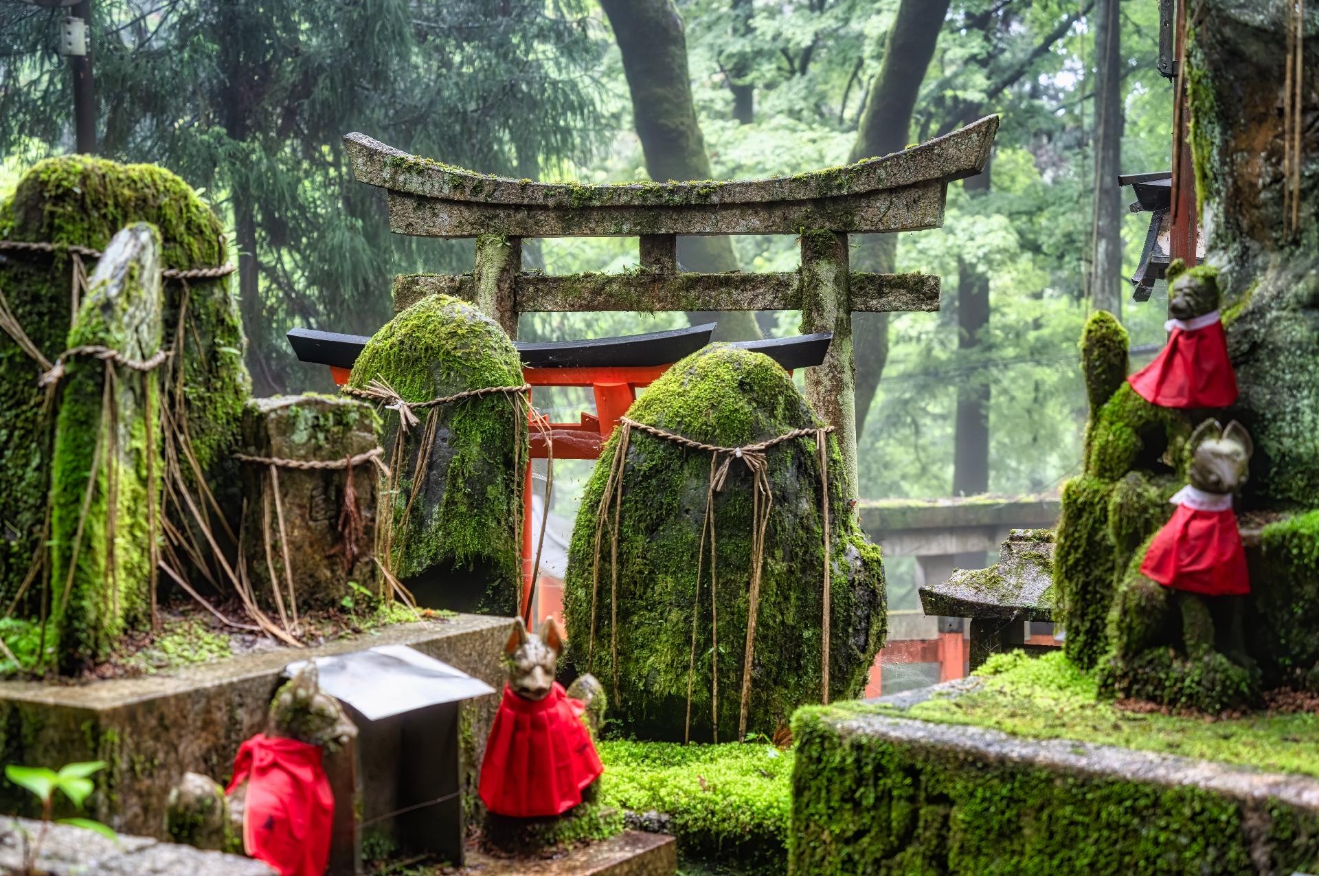 Joyas y Secretos de Japón Joyas y Secretos de Japón