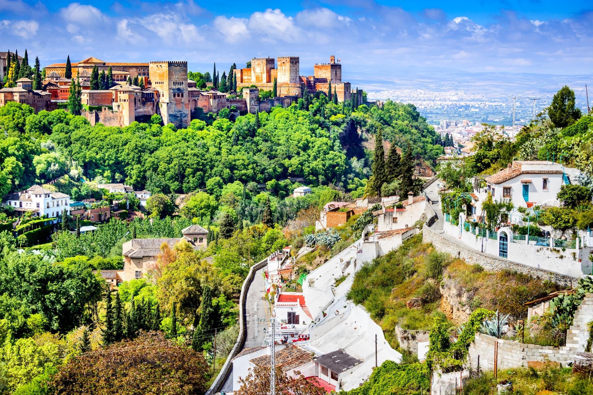 Granada - Dynamic Granada - Dynamic
