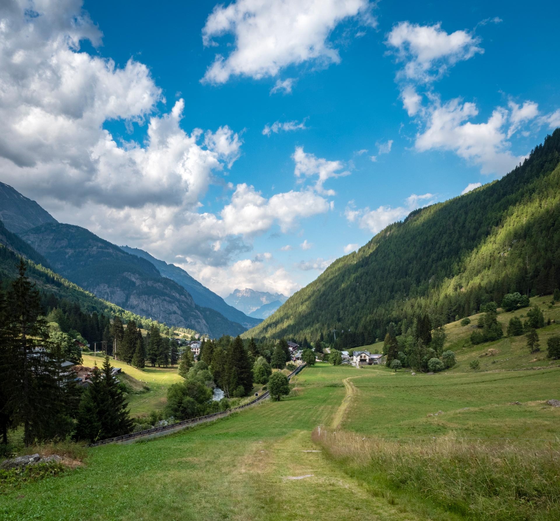 Suiza. La vuelta al Mont Blanc. El trekking más impresionante de Europa