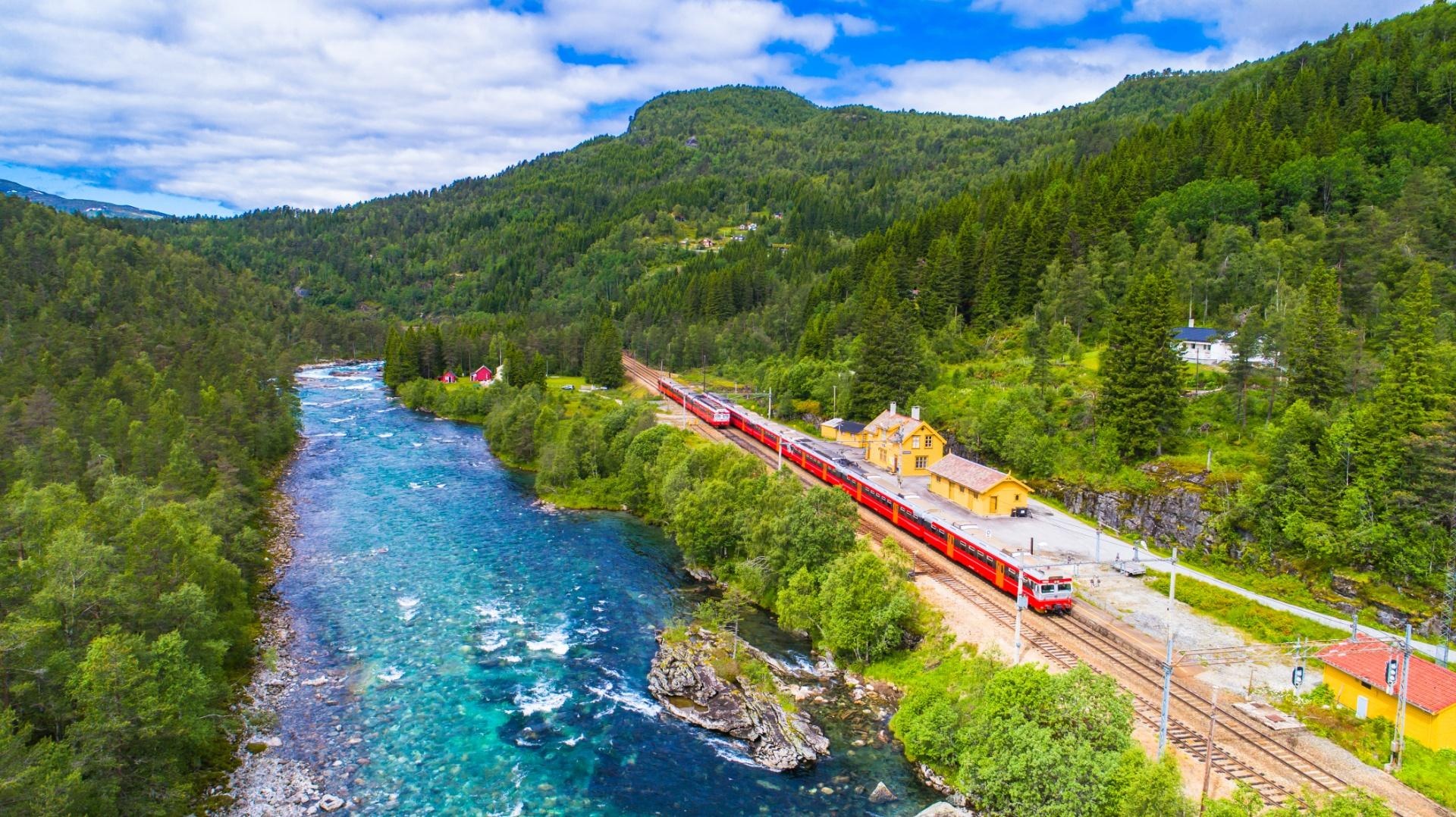 Noruega y sus fiordos Noruega y sus fiordos