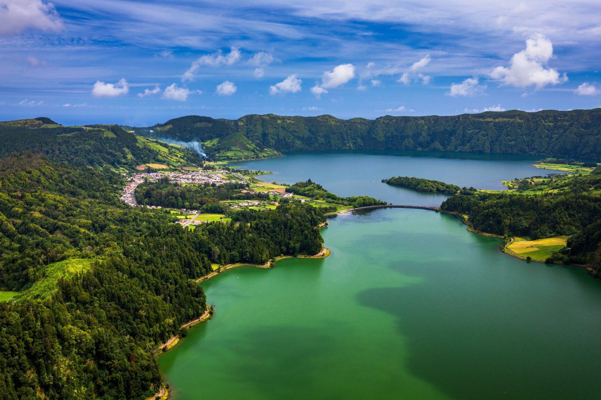 Azores - Dynamic Azores - Dynamic