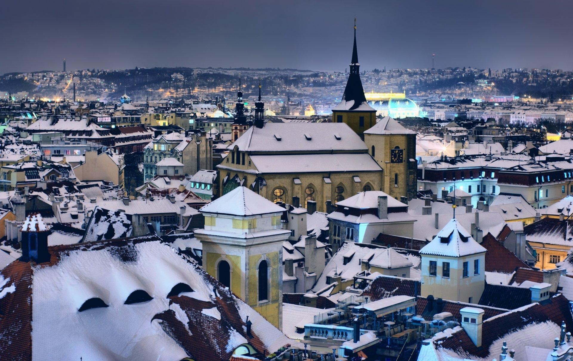 Praga - Puente de diciembre Praga - Puente de diciembre