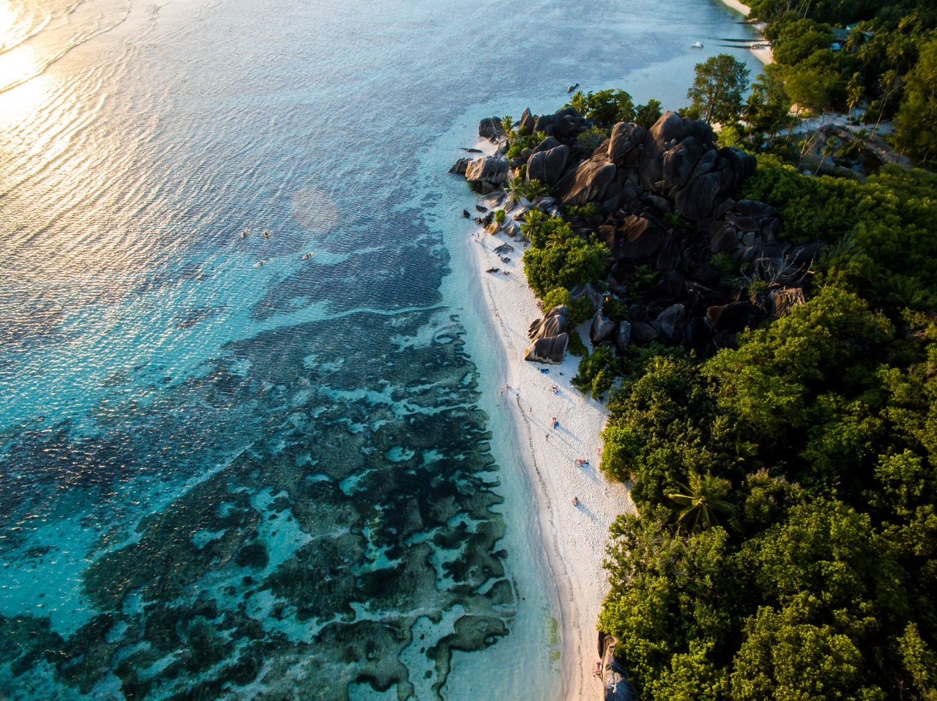 vista-aerea-anse-source-dargent-seychelles vista-aerea-anse-source-dargent-seychelles