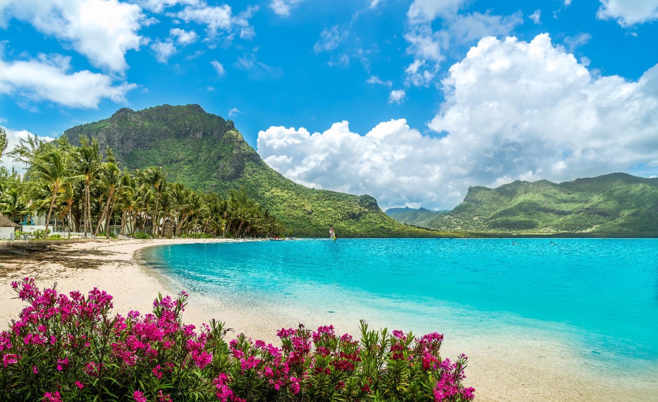 mauricio-le-morne-2 mauricio-le-morne-2