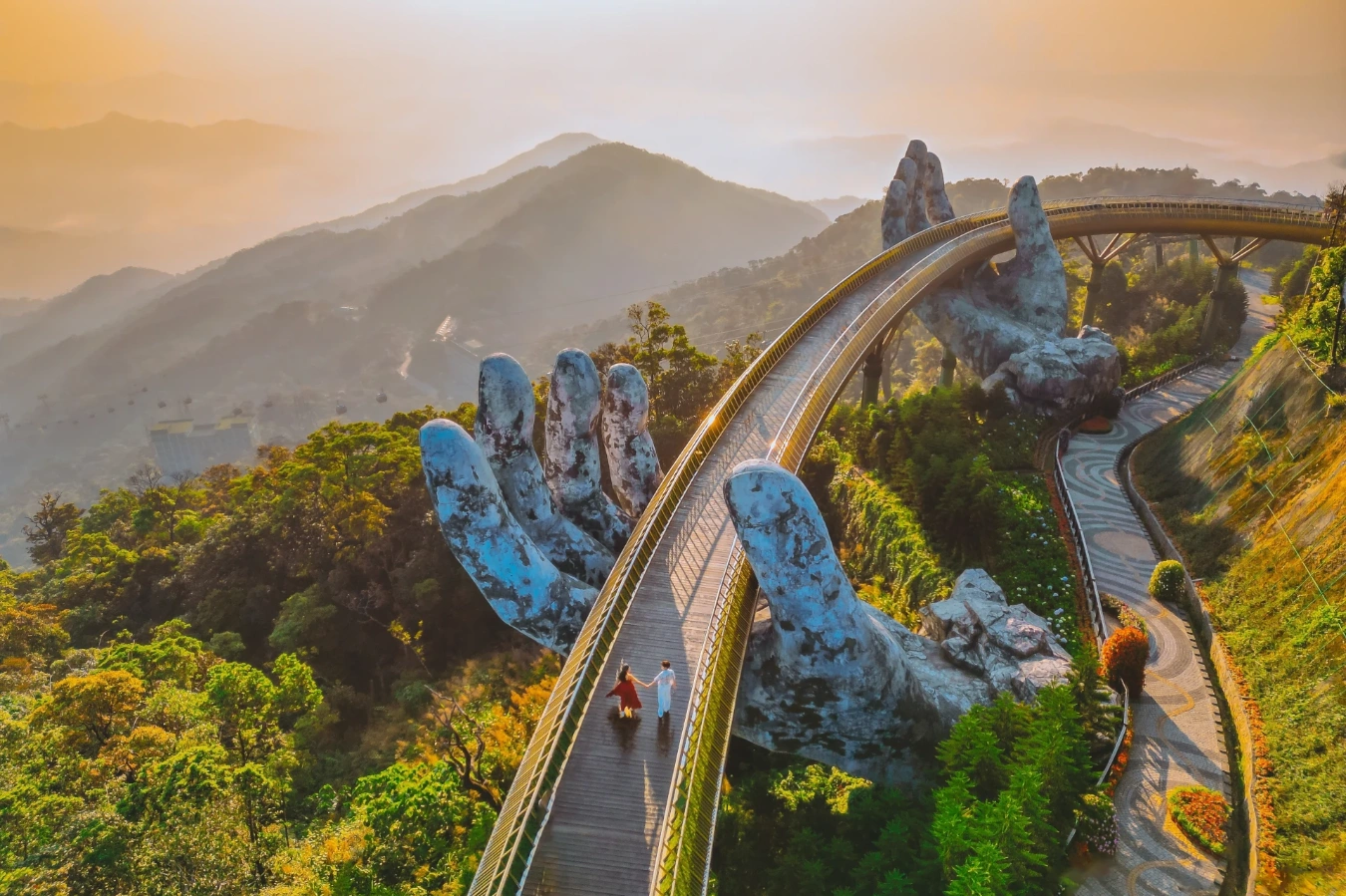 vietnam-puente-dorado-pareja