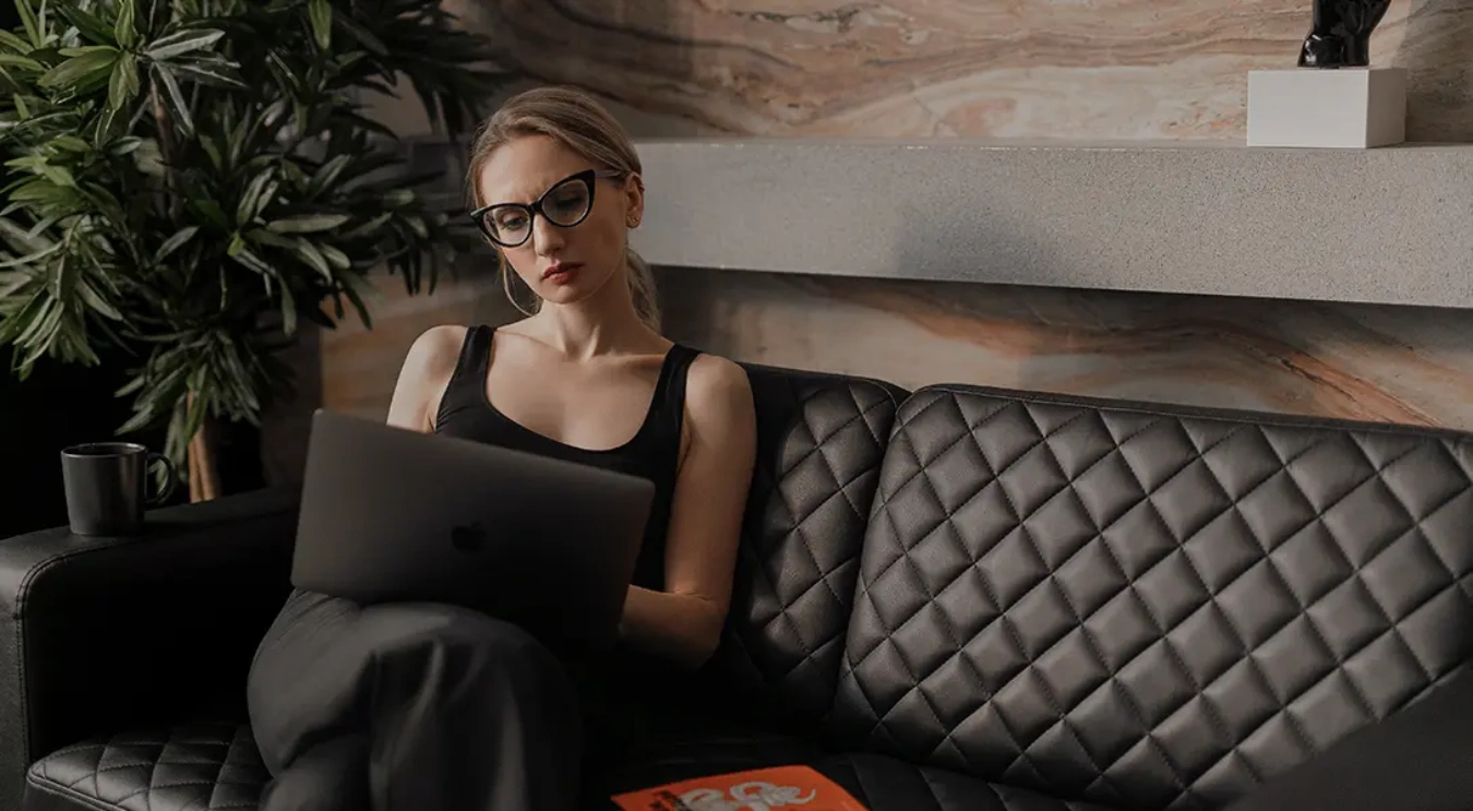 Corporate-Essential-Desktop