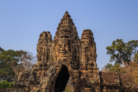 ANGKOR y VIETNAM SORPRENDENTE ANGKOR y VIETNAM SORPRENDENTE
