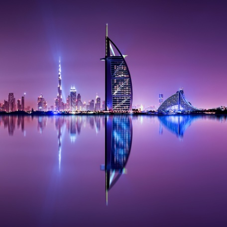 emiratos-arabes-dubai-isla-palm-reflejo-rascacielos