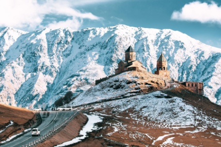 MISTERIOS DEL CÁUCASO: GEORGIA Y ARMENIA MISTERIOS DEL CÁUCASO: GEORGIA Y ARMENIA