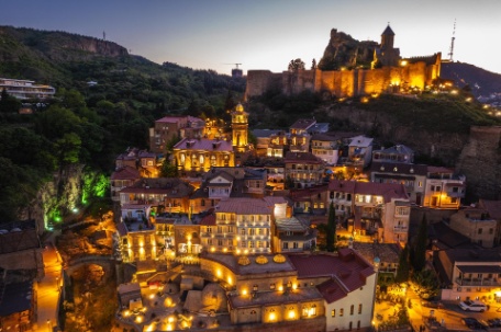 ENCANTOS DE GEORGIA Y ARMENIA ENCANTOS DE GEORGIA Y ARMENIA