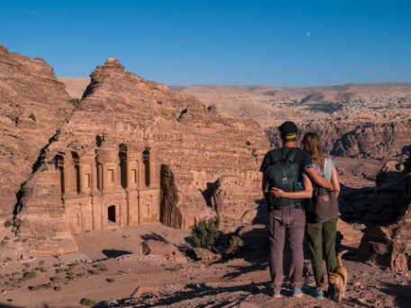 ROMANCE EN JORDANIA Y SEYCHELLES ROMANCE EN JORDANIA Y SEYCHELLES