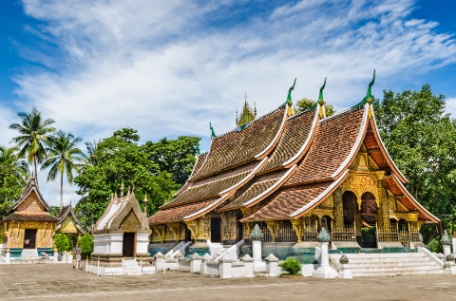 LAOS Y VIETNAM SORPRENDENTE LAOS Y VIETNAM SORPRENDENTE
