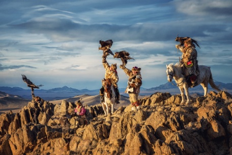 DESCUBRIENDO MONGOLIA Y EL DESIERTO DEL GOBI DESCUBRIENDO MONGOLIA Y EL DESIERTO DEL GOBI