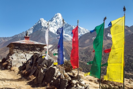 RUTA TIBETANA: DE NEPAL A TÍBET RUTA TIBETANA: DE NEPAL A TÍBET