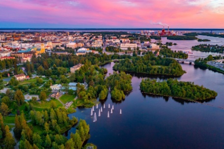 AUTO-RUTA POR EL CORAZÓN DE FINLANDIA AUTO-RUTA POR EL CORAZÓN DE FINLANDIA