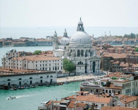 ESCAPADA A VENECIA ESCAPADA A VENECIA