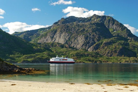 COSTAS DE NORUEGA EN HURTIGRUTEN