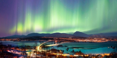 TRAS LA LUZ DEL NORTE EN TROMSØ TRAS LA LUZ DEL NORTE EN TROMSØ