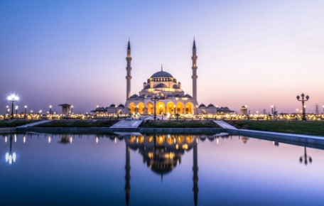 lan-emiratos-sharjah-mezquita