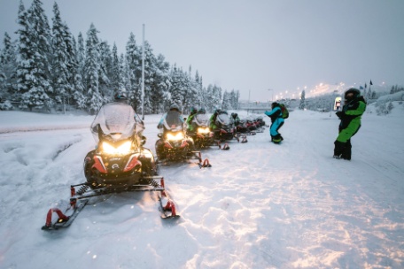 Arctic Snowmobile Safari