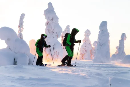 the sphere_Snowshoeing