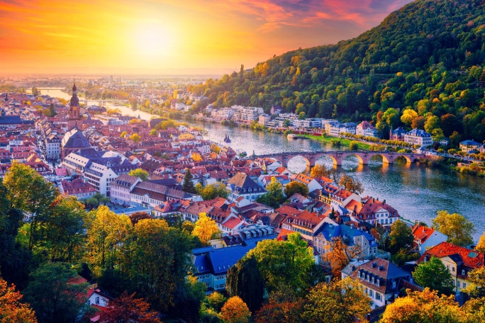 Alemania, Heidelberg, vista áerea horizonte puente río