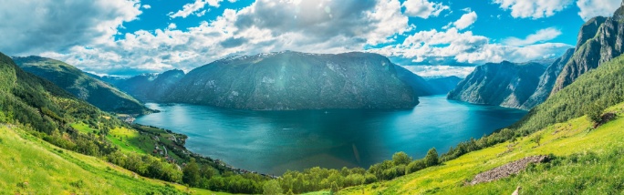 dest-sec-noruega-sognefjord-desde-alturas-dia-soleado