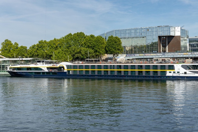 CRUCEROS FLUVIALES