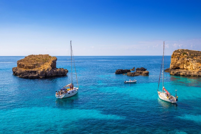 laguna-azul_Isla-Comino_Malta