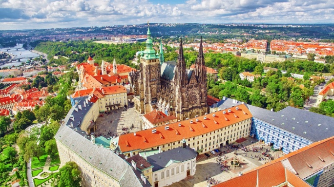 vista-aerea-castillo-praga