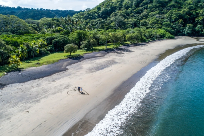 costa-rica-luna-miel-playa
