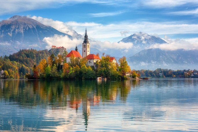 lago-alpino-Bled