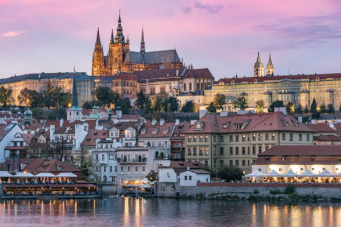 2023-09-27-10_32_21-EXCURSIONES-PRAGA-2023.pptx