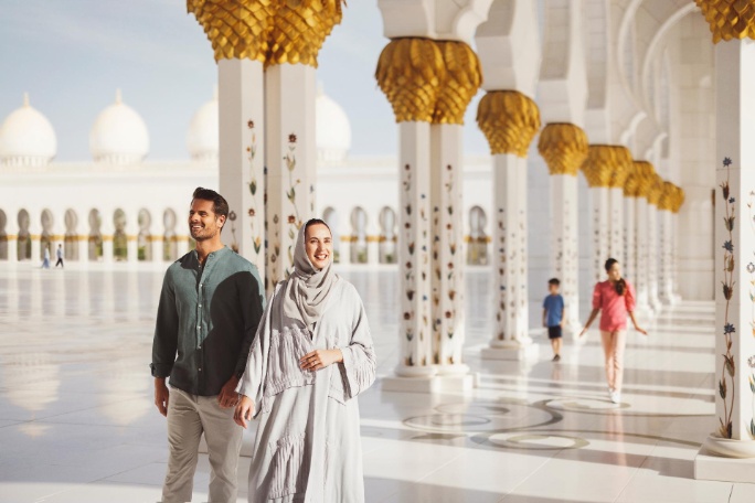 Exploring-Sheikh-Zayed-Grand-Mosque