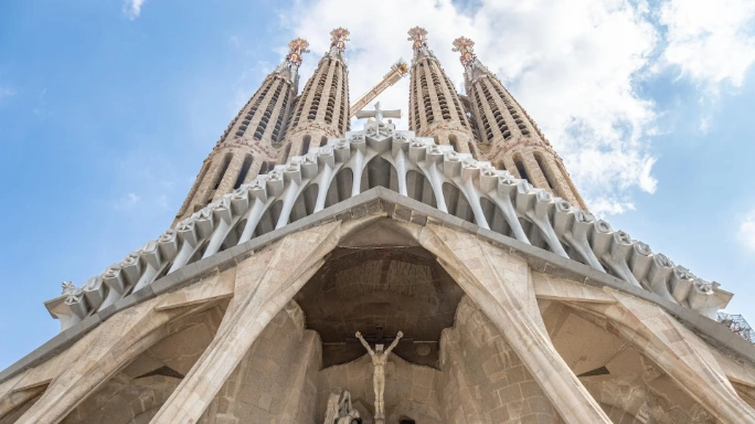 viajes de playa. viajar a barcelona. vacaciones en españa