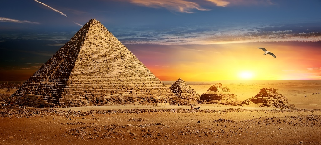 egipto-cairo-piramides-cielo-claro