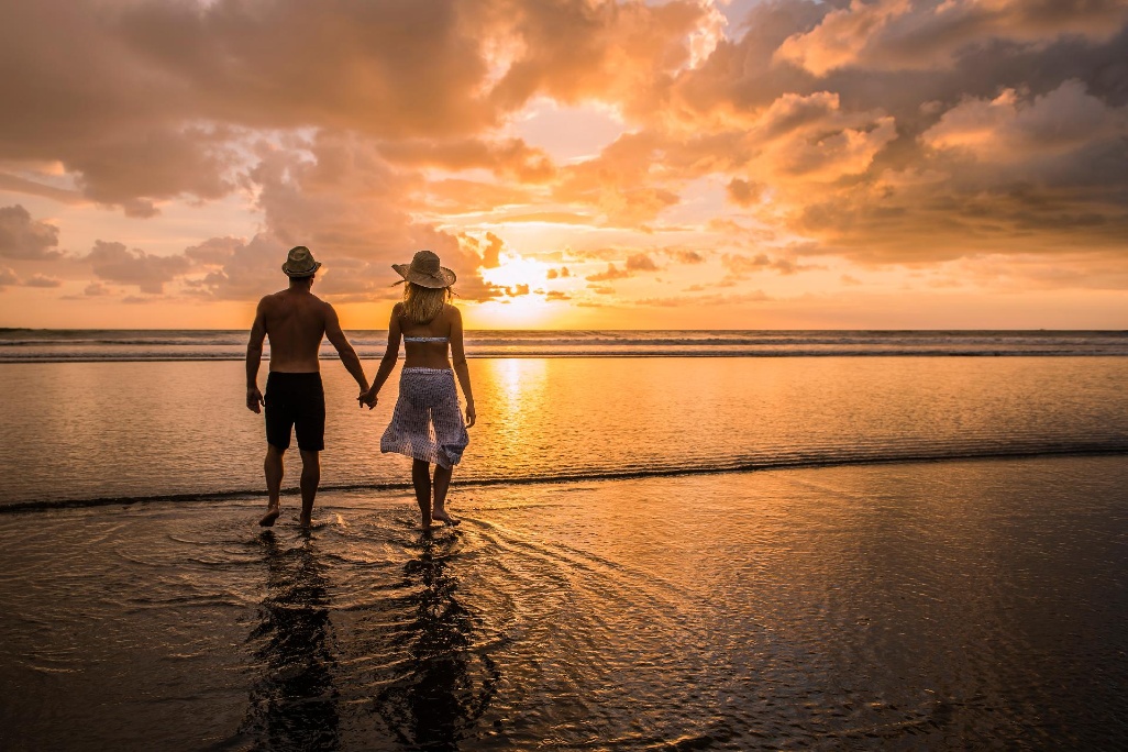 costa-rica-pareja-amor-momento-romantico costa-rica-pareja-amor-momento-romantico