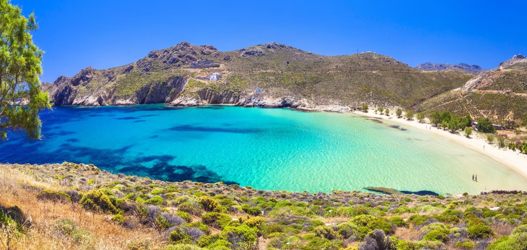 grecia-islas-serifos-playa-esmeraldas