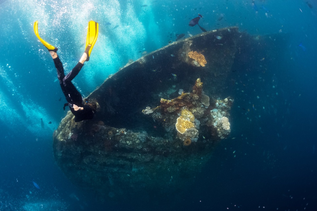 buceo-libre-explorando-naufragio