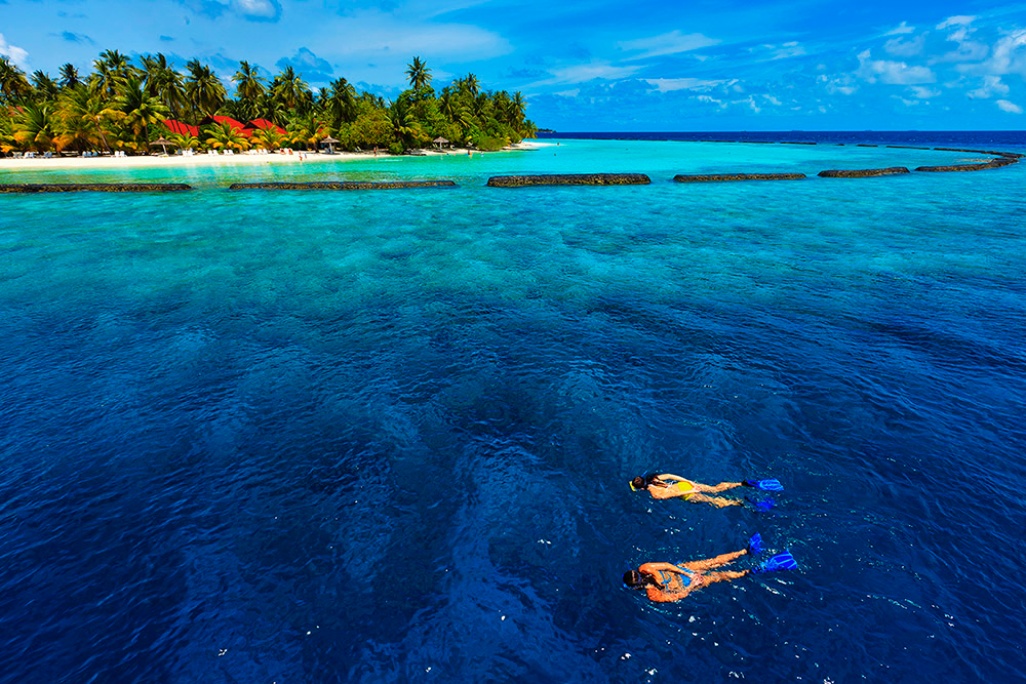 1-Kurumba-Snorkel-universal