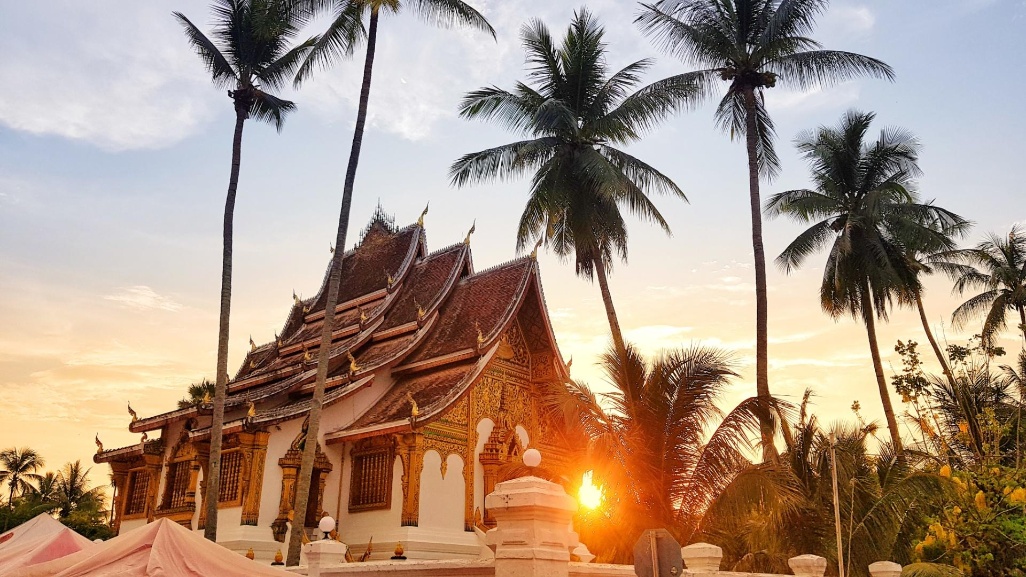 Laos y Camboya, entre Templos sagrados en las aguas del Mekong Laos y Camboya, entre Templos sagrados en las aguas del Mekong