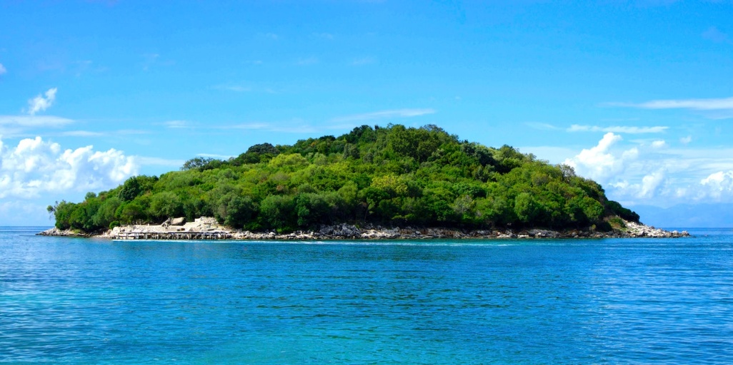 albania isla mar