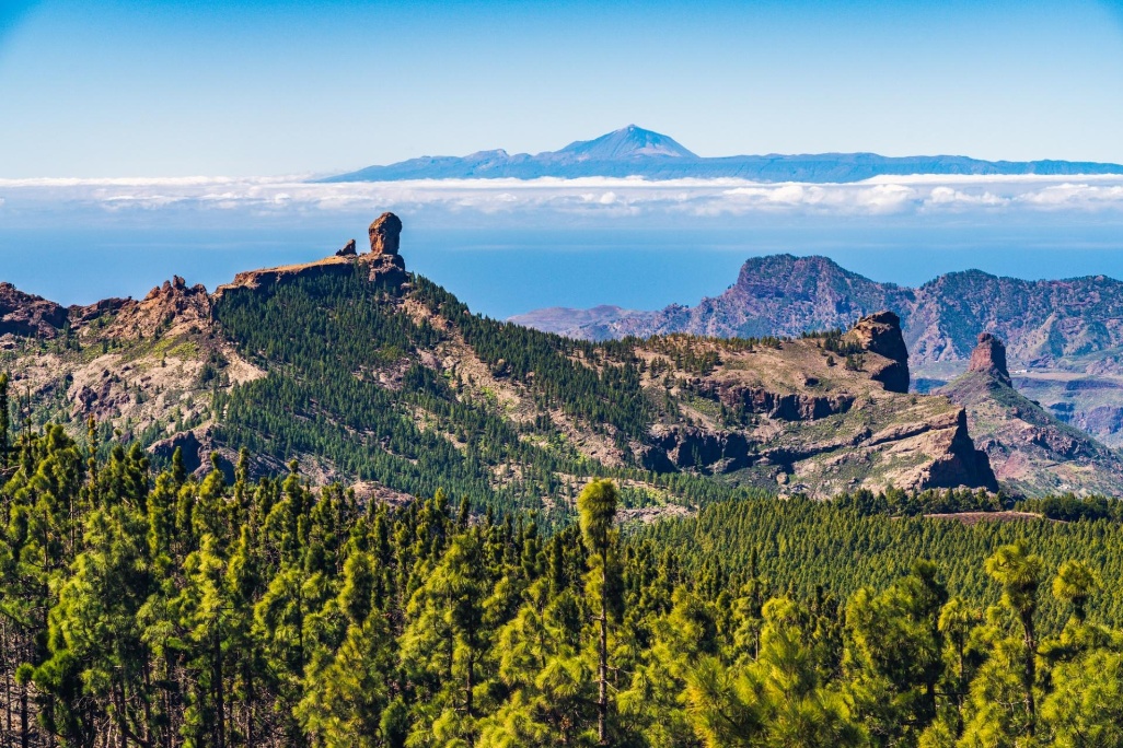 Panorámica del Roque Nublo y el Teide Gran Canaria, Islas Canarias, España