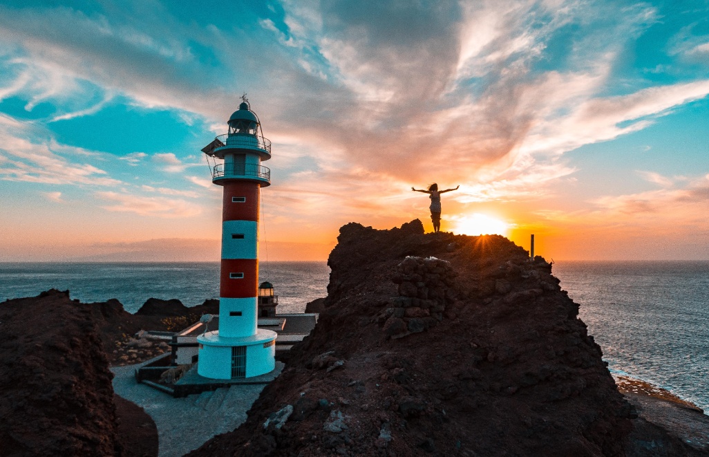 Puesta de sol desde Punta de Teno en Tenerife