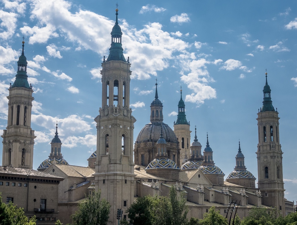 catedral zaragoza españa