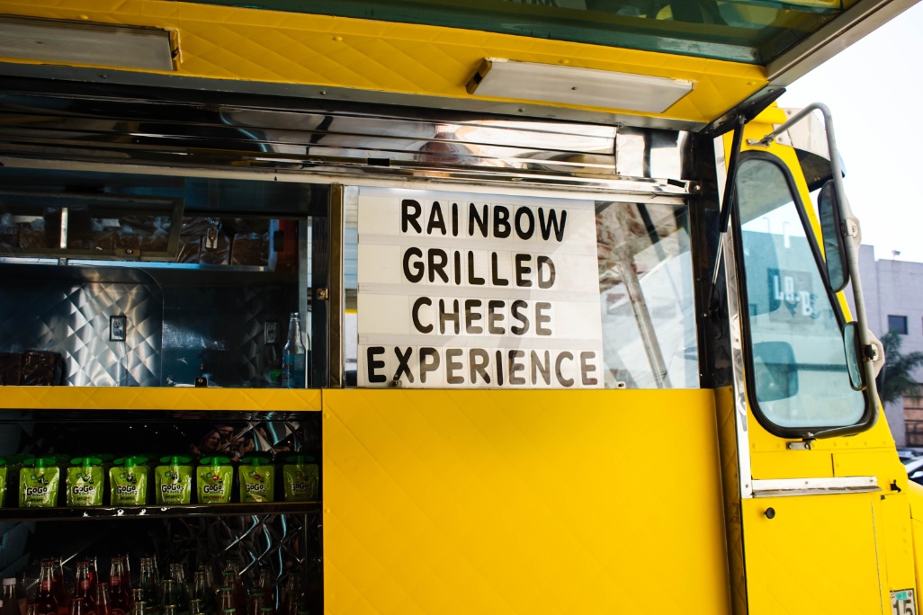 food truck amarillo en los angeles california