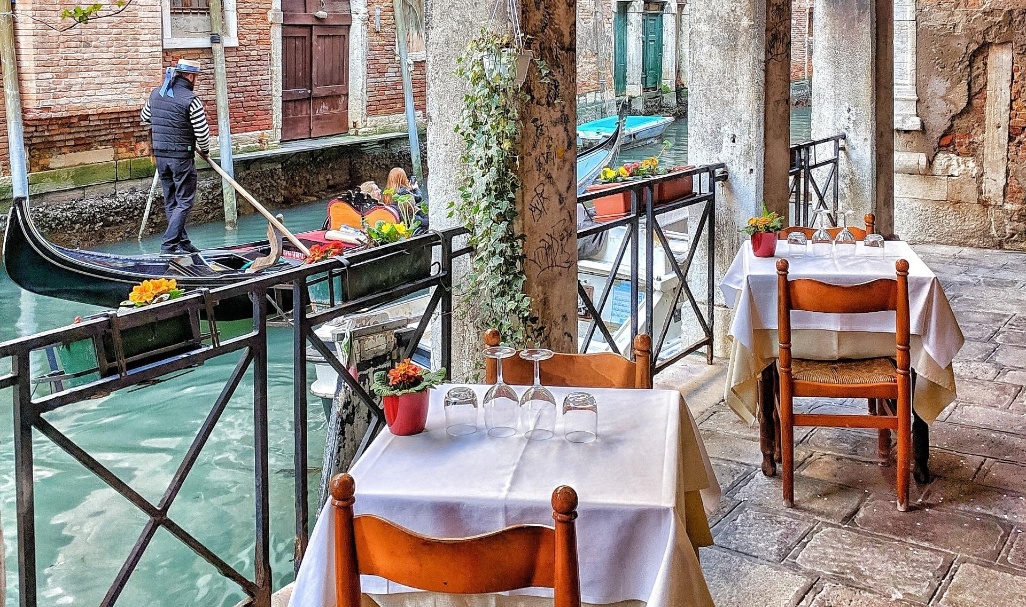 italia venecia comer